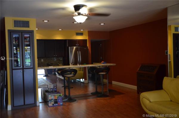 Loch Andrews, 15538 Braemar Ct #15538, Miami Lakes, Florida 33014, image 2