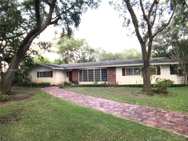 Sunkist Estates, 6042 SW 85th Ave, Olympia Heights, Florida 33143, image 2