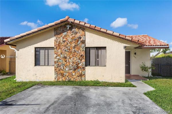Pueblo Del Sol, 10601 SW 69th Ter, Sunset, Florida 33173, image 2