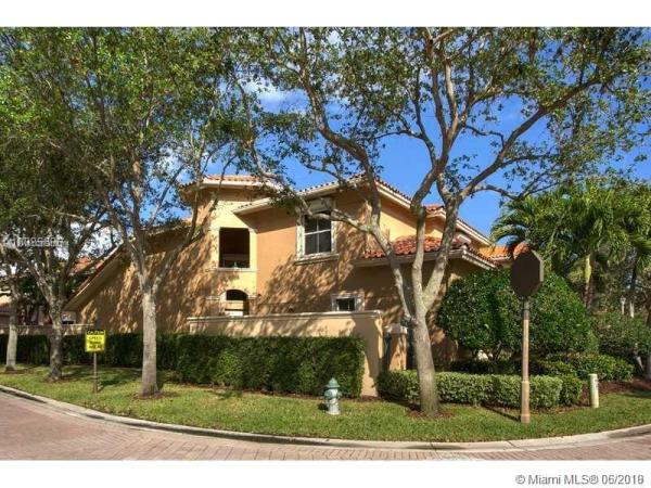 Edgewater, 1466 Breakwater Ter, Hollywood, Florida 33019, image 2