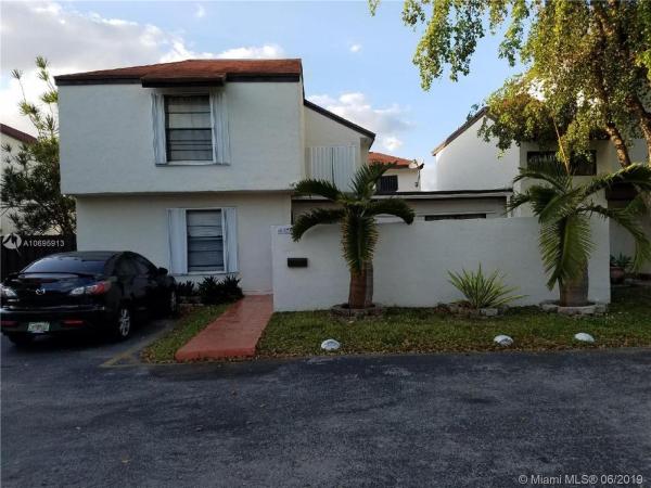Spring Lakes Village, 10075 NW 6th Ter #3-2, Fountainebleau, Florida 33172, image 2