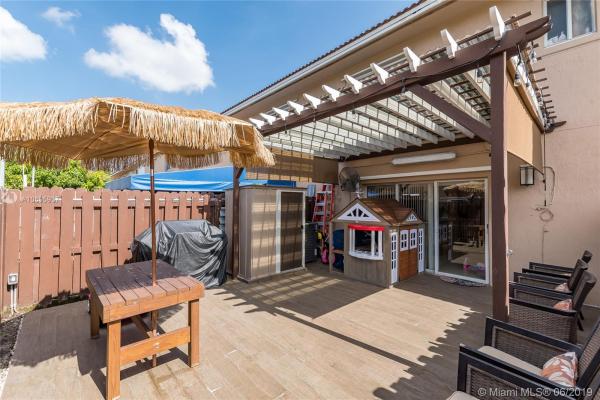 Weitzer Serena Lakes Townhomes, 13906 SW 173rd Ter 0, Richmond West, Florida 33177, image 2