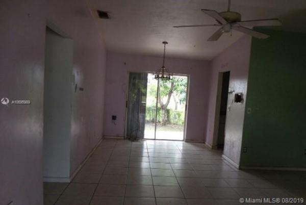 Meadow Wood Manor, 12451 SW 264th St, Kendall, Florida 33032, image 2