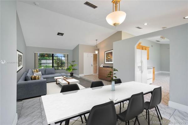 Glen Cove West, 9617 SW 118th Ave, Kendall, Florida 33186, image 2