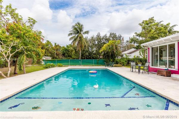 5875 SW 46th Ter, Unincorporated Dade County, Florida 33155, image 2