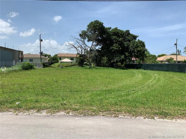 Lincoln City,   213th St, Cutler Bay, Florida 33189, image 2