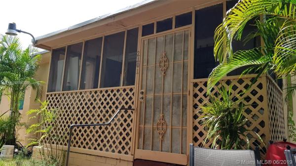 Green Close, 2101 NW 42nd St, Brownsville, Florida 33142, image 2