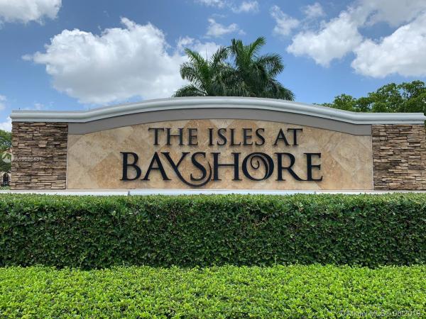 The Shores At Isles Of Bayshore, 9219 SW 227th St #1, Cutler Bay, Florida 33190, image 2