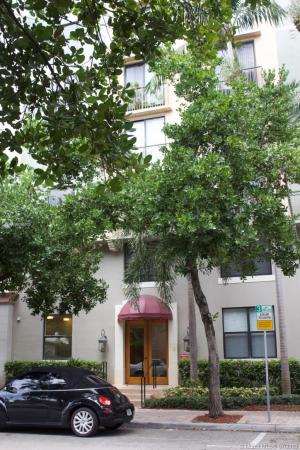 Regent Park At Young Circle, 1900 Van Buren St #116B, Hollywood, Florida 33020, image 2