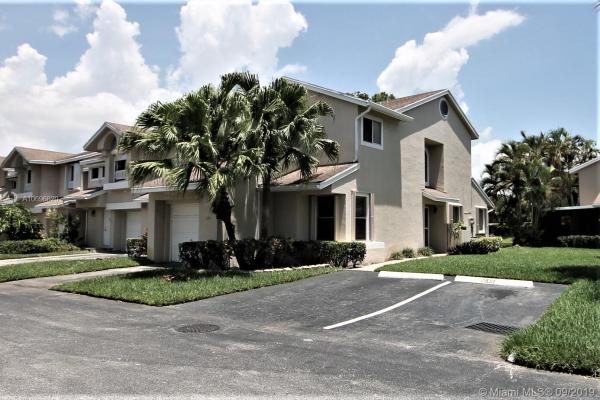 Discovery Pointe, 2101 Discovery Cir W, Deerfield Beach, Florida 33442, image 2