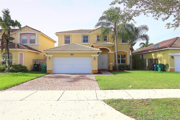 Villas Del Campo, 10835 SW 245th St, Princeton, Florida 33032, image 2
