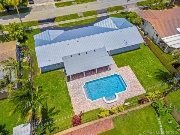 Kendall Point, 8620 SW 86th Ave, Kendall, Florida 33143, image 2