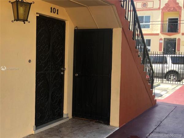 El Pinar, 1039 SW 5th St #101, Miami, Florida 33130, image 2