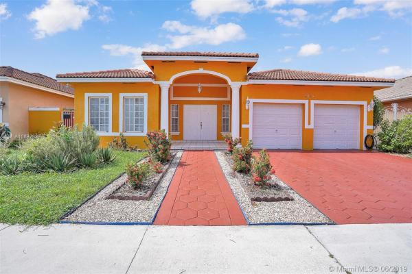 West Lakes Gardens, 8725 NW 148th Ter, Miami Lakes, Florida 33018, image 2