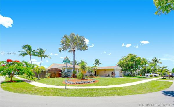 Whispering Pines Park, 8844 SW 196th Ter, Cutler Bay, Florida 33157, image 2