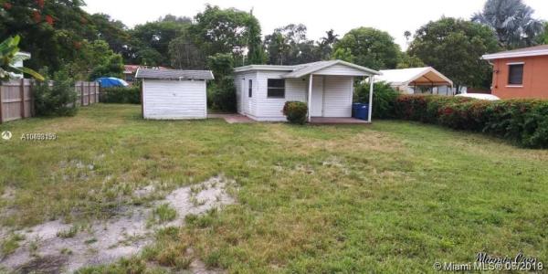 Claridge House, 14920 NE 10th Ave, Golden Glades, Florida 33161, image 2