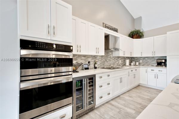 Florida Tropical Estates, 8932 NW 148th St, Miami Lakes, Florida 33018, image 2