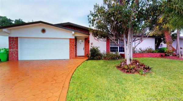 Sunrise Golf Village, 7351 NW 20th Ct, Sunrise, Florida 33313, image 2