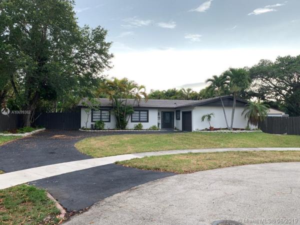 Kendale, 9620 SW 103rd Pl, Kendall, Florida 33176, image 2