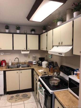 Lakes Of Acadia, 19433 NW 53rd Pl, Miami Gardens, Florida 33055, image 2