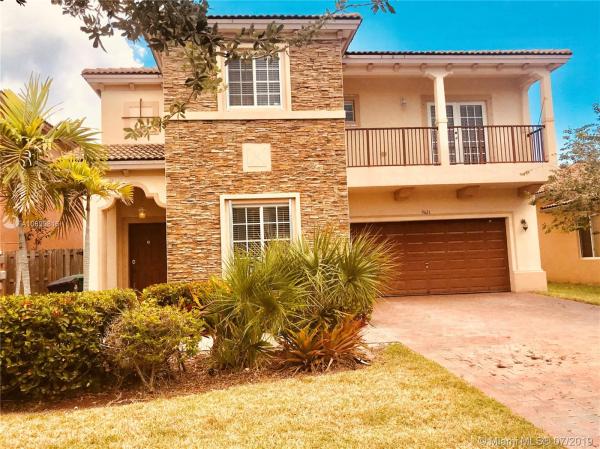 The Enclave At Isles Of Bayshore, 9421 SW 224th Ter, Cutler Bay, Florida 33190, image 2