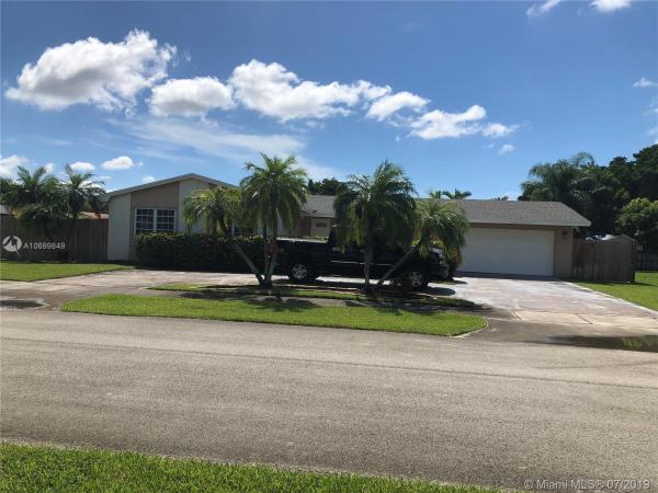 Kendale Lakes No HOA, 7503 SW 139th Ct, Kendale Lakes, Florida 33183, image 2