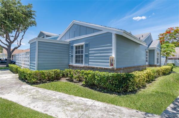 Village Homes At Country Walk, 13721 SW 149th Cir Ln #2-53, Country Walk, Florida 33186, image 2