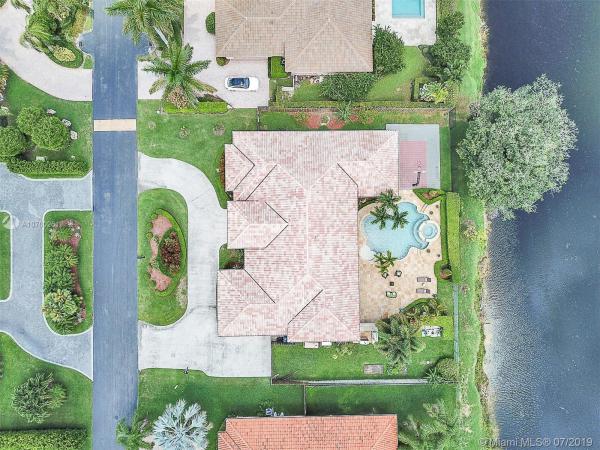 Galloway Estates At Snapper Creek, 8317 SW 84th Ter, Kendall, Florida 33143, image 2