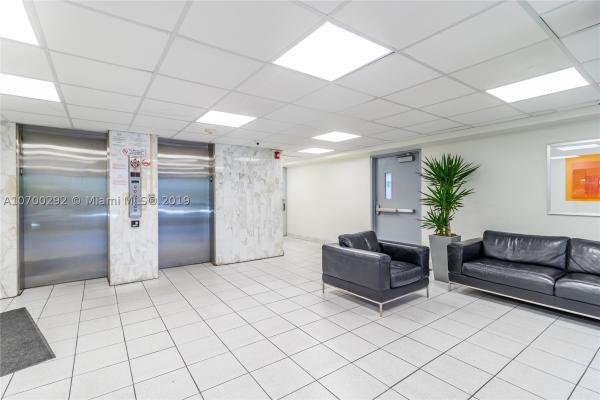 James Central Towers, 245 18th St #701, Miami Beach, Florida 33139, image 3