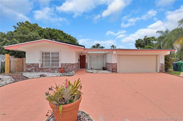 Miramar Isles, 6713 Dogwood Dr, Miramar, Florida 33023, image 2
