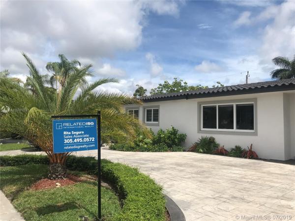 Darlington Manor, 9421 SW 62nd St, Sunset, Florida 33173, image 2