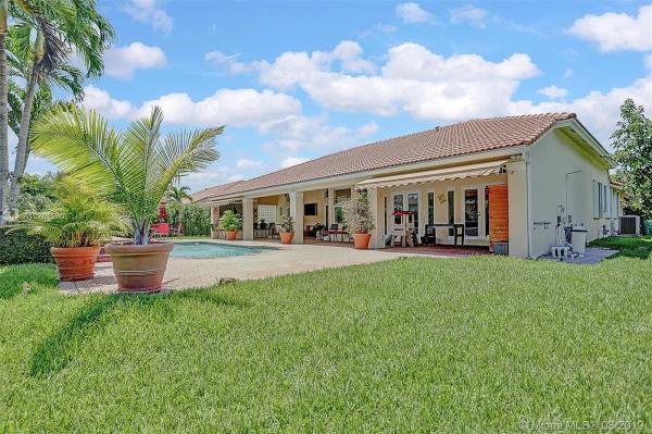 Mirelda Estates, 8402 SW 162nd Ter, Palmetto Bay, Florida 33157, image 1