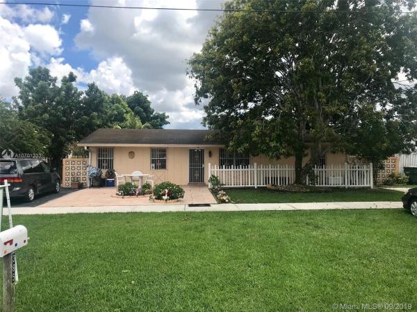 Avocado Villas, 385 SW 18th Ave, Homestead, Florida 33030, image 2
