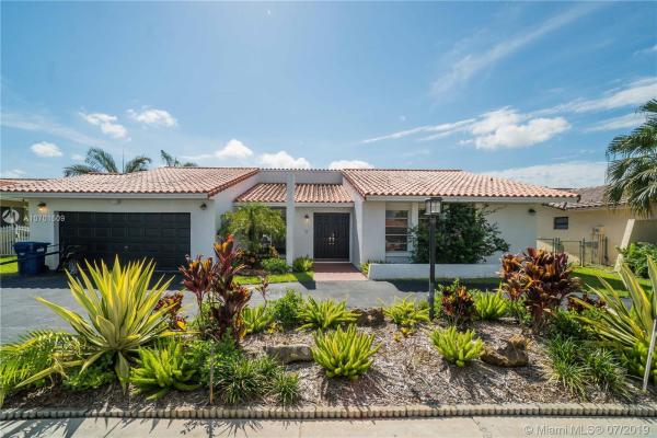 International Gardens, 2205 SW 123rd Ct, Tamiami, Florida 33175, image 2