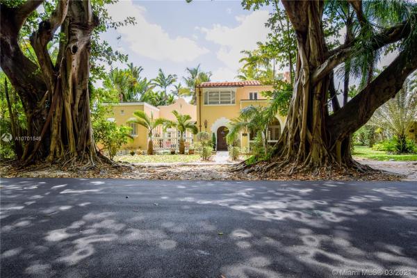 Coral Gables Country Club, 2512 Columbus Blvd, Coral Gables, Florida 33134, image 2