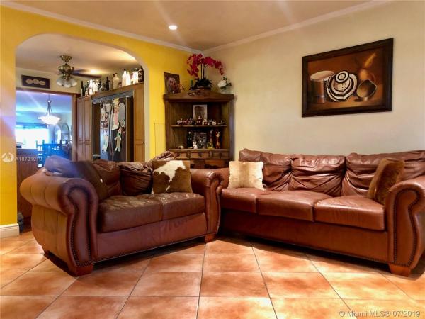Shermac, 9920 SW 35th Ter, University Park, Florida 33165, image 2