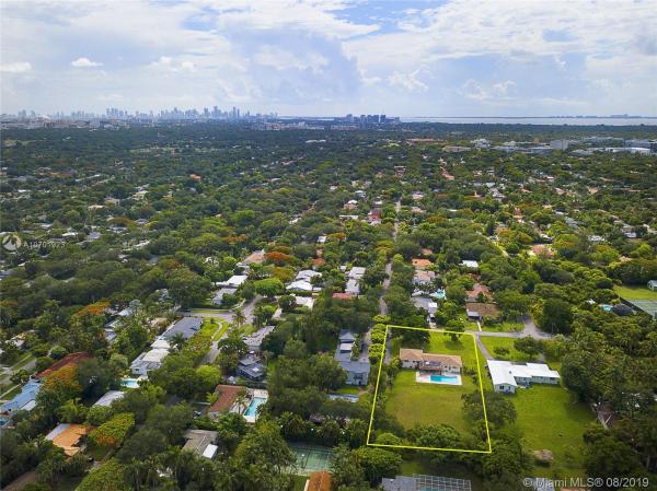 5040 SW 60th PL, Unincorporated Dade County, Florida 33155, image 2