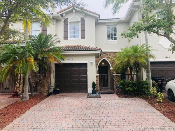The Cove At Isles Of Bayshore, 8938 SW 225th St, Cutler Bay, Florida 33190, image 2