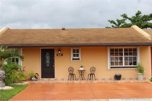 Royale Green, 4954 SW 131st Ave, Kendale Lakes, Florida 33175, image 2