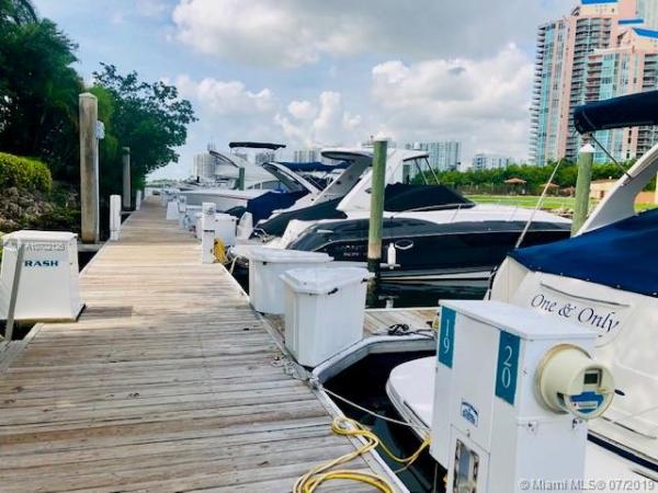 Mystic Pointe Marina, 3575 Mystic Pointe Dr #33, Aventura, Florida 33180, image 2
