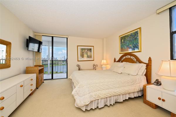 Flamenco, 3701 N Country Club Dr #1607, Aventura, Florida 33180, image 2