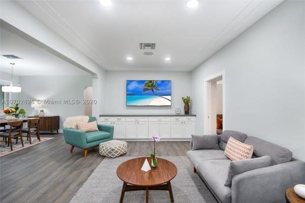 Acadia, 810 NE 70th St, Miami, Florida 33138, image 1