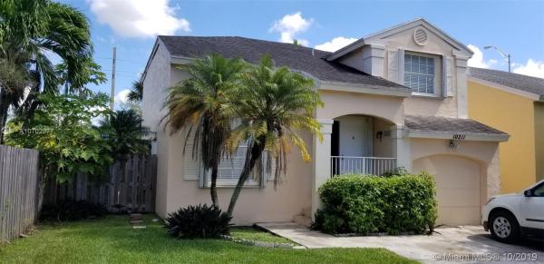 Amaretto, 10211 SW 117th Ct, Kendall, Florida 33186, image 2