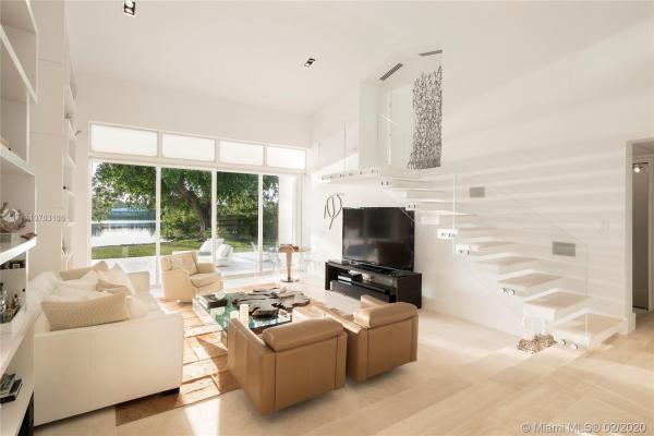 Hammocks Oaks Harbor, 11001 Monfero St, Coral Gables, Florida 33156, image 2
