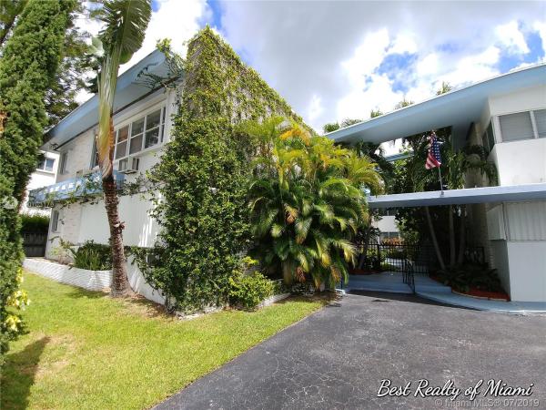 Dresden House, 10002 E Bay Harbor Dr #10, Bay Harbor Islands, Florida 33154, image 2