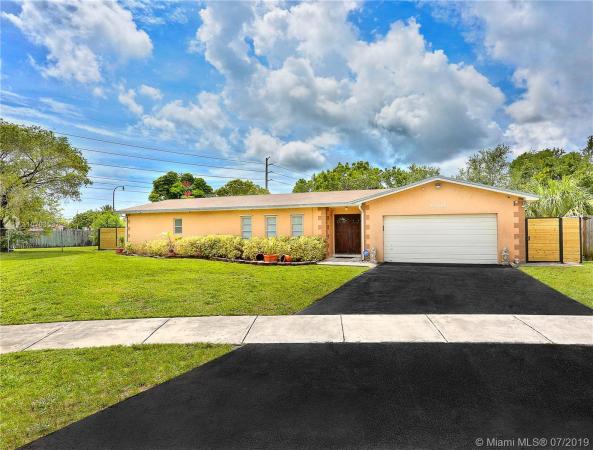 Southland Pines, 10714 SW 175th Ter, West Perrine, Florida 33157, image 2