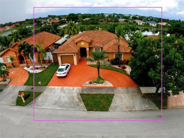 5142 SW 159th CT, Unincorporated Dade County, Florida 33185, image 2