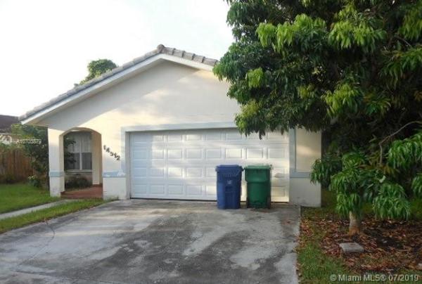 Richmond Homes, 14512 SW 168th Ter, Richmond West, Florida 33177, image 2