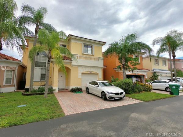 Lennar Townhomes At Forest Lakes, 16275 sw 103rd Ter, The Hammocks, Florida 33196, image 2
