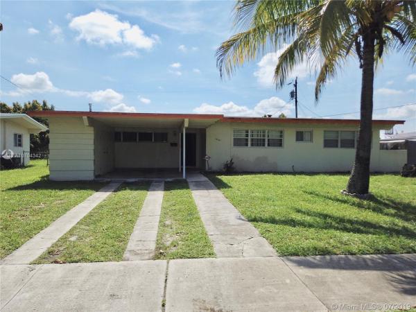 Vivian, 19121 NW 5th Pl, Miami Gardens, Florida 33169, image 2